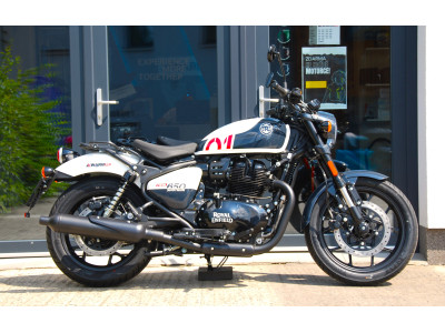 Royal Enfield Shotgun 650 WHITE
