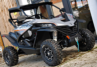 Čtyřkolka CFmoto Gladiator Z1000 Sport