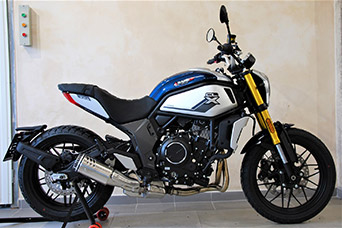 CFmoto CL-X 700 Heritage motocykl