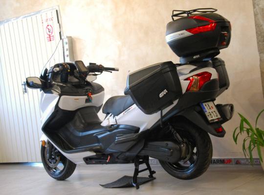 Suzuki Burgman 650