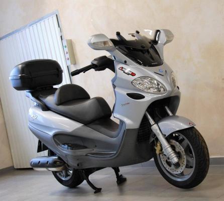 Piaggio X9 500 Evolution