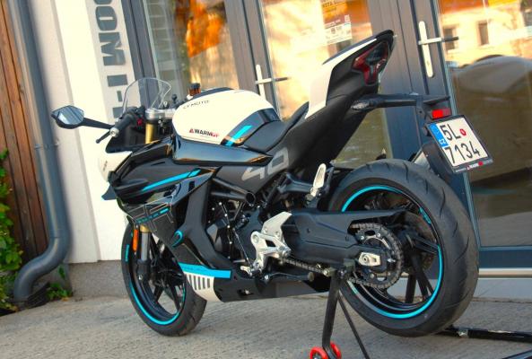 CFMOTO 450 SR