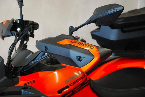 CFmoto Gladiator X625