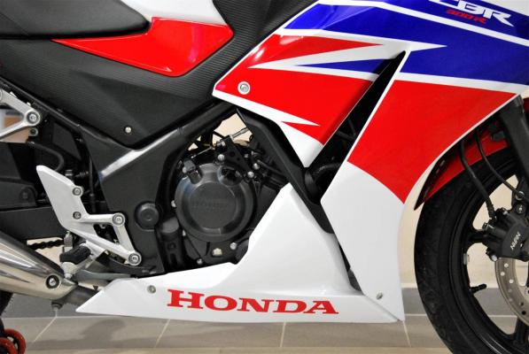 Honda CBR 300 R ABS