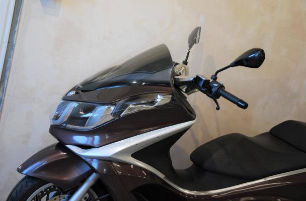 Piaggio X10 350 Executive