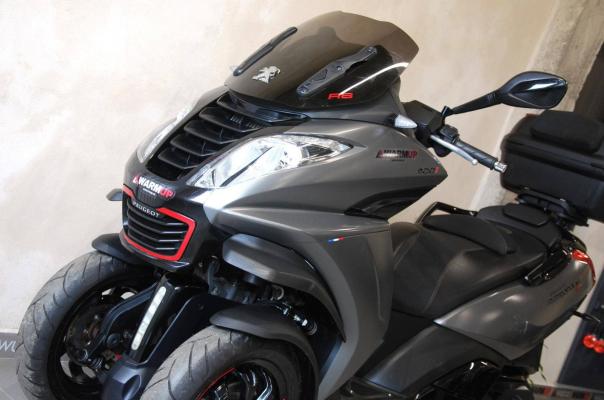 Peugeot Metropolis 400
