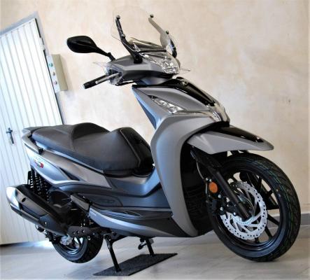 Kymco Agility 300