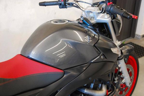 Suzuki GSR 600