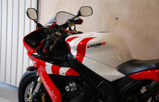 Yamaha YZF-R1