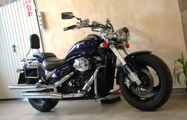 Suzuki Intruder M 800
