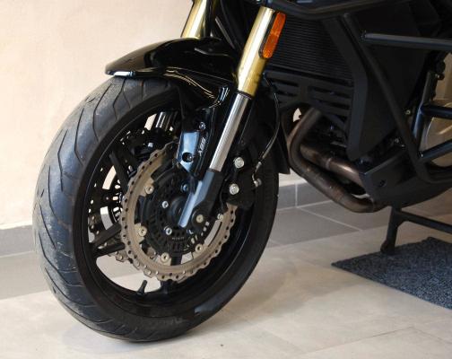 CFmoto 650 MT