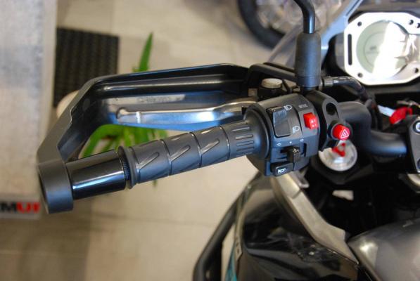 CFMOTO 650 MT