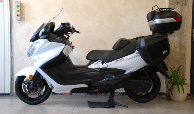 Suzuki Burgman 650