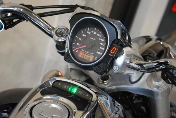 Suzuki Intruder M 800