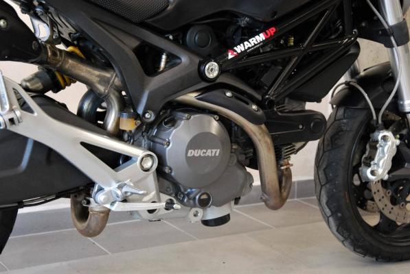 Ducati Monster 696