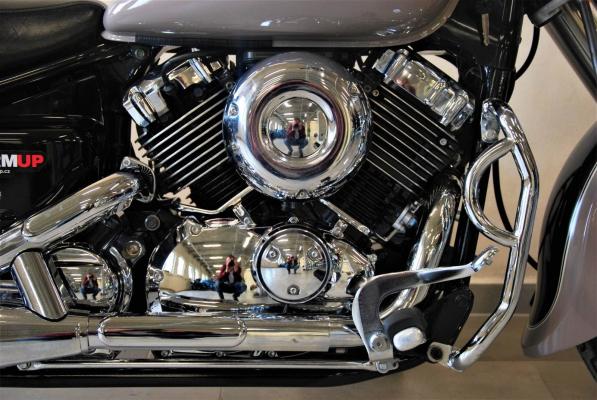 Yamaha XVS 650 DragStar Classic