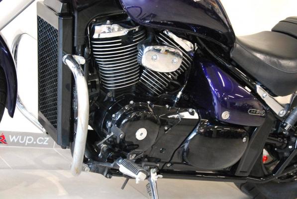 Suzuki Intruder M 800