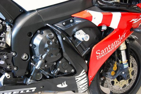 Yamaha YZF-R1
