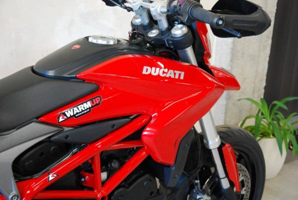Ducati Hyperstrada 821