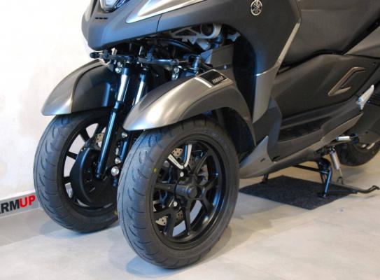 Yamaha Tricity 300