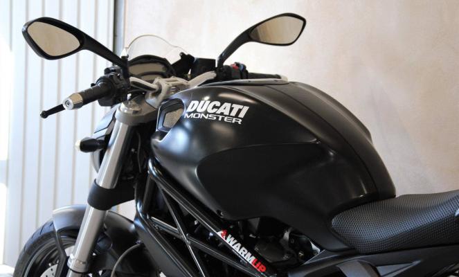 Ducati Monster 696