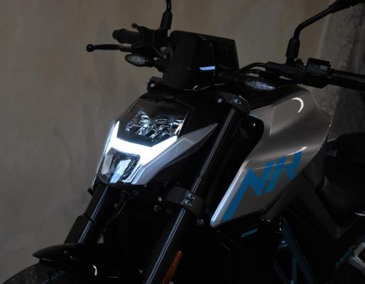 CFmoto 300 NK