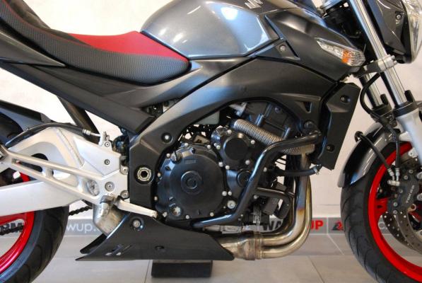 Suzuki GSR 600