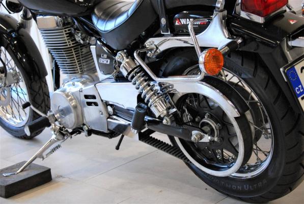 Suzuki LS 650 P Savage