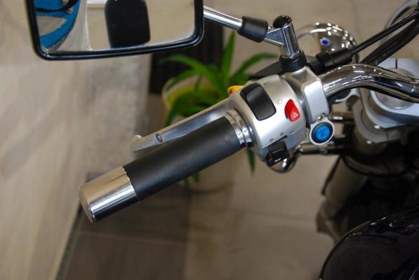 Suzuki Intruder M 800