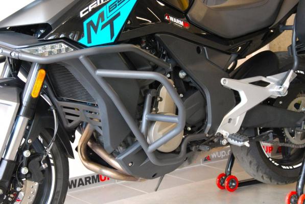 CFMOTO 650 MT