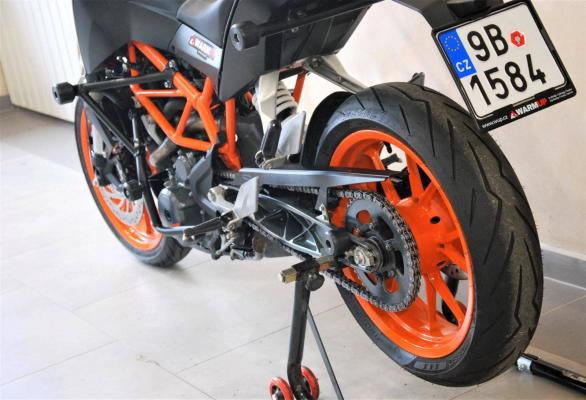 KTM 390 Duke