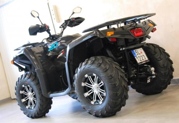 CFmoto Gladiator X520