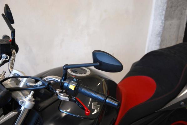 Suzuki GSR 600