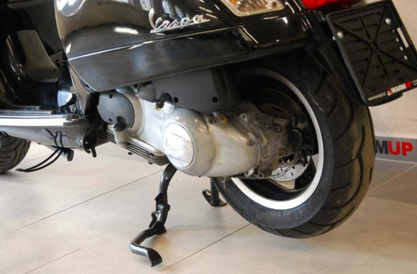 Vespa GTS 300