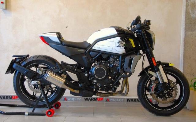 CFMOTO 700 CL-X Sport