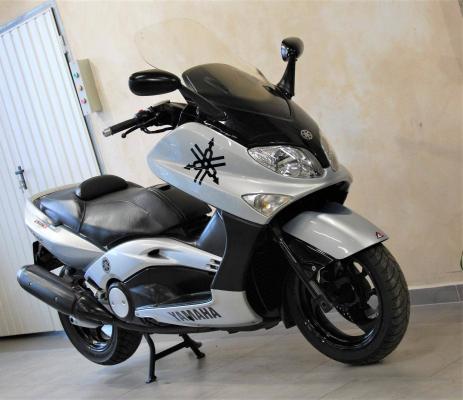 Yamaha T-Max 500