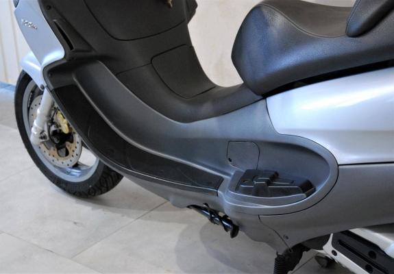 Piaggio X9 500 Evolution