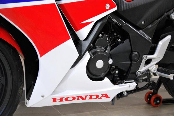 Honda CBR 300 R ABS
