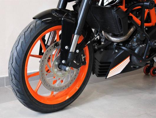 KTM 390 Duke