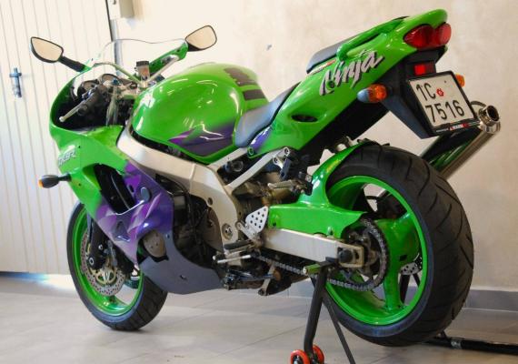 Kawasaki ZX-9R Ninja