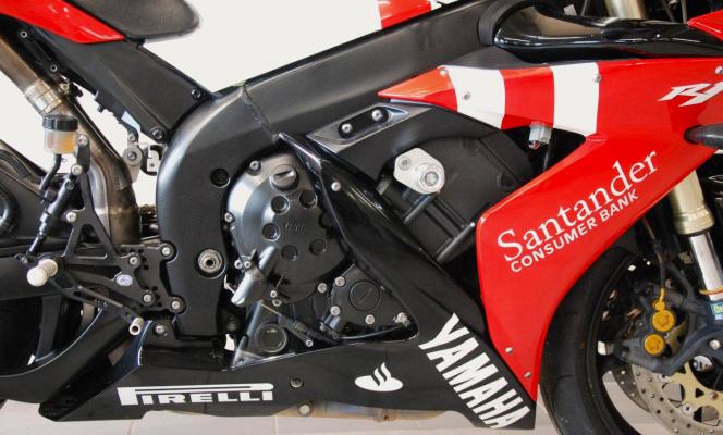 Yamaha YZF-R1