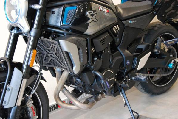 CFMOTO 700 CL-X Sport