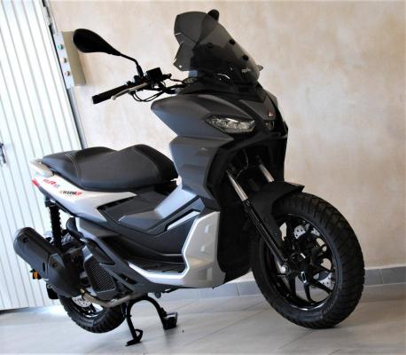 Aprilia SR GT 125