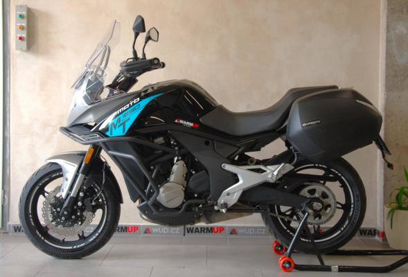 CFMOTO 650 MT
