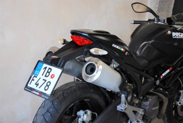 Ducati Monster 696