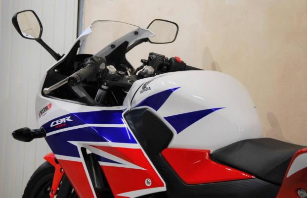 Honda CBR 300 R ABS