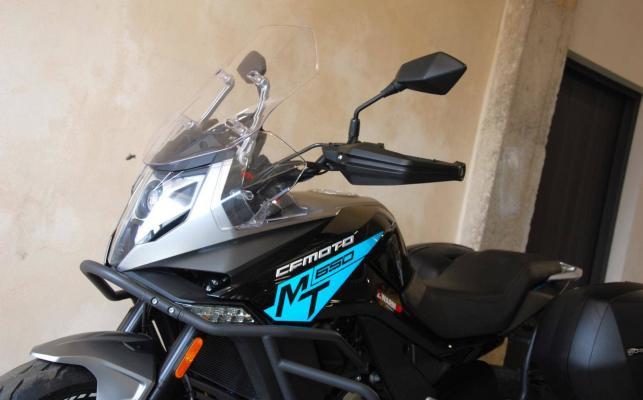 CFMOTO 650 MT