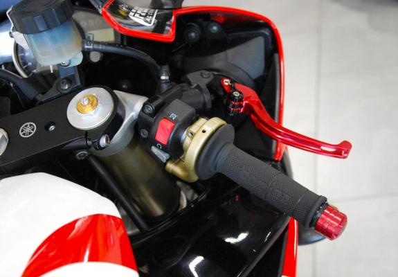Yamaha YZF-R1