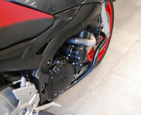 Suzuki GSR 600