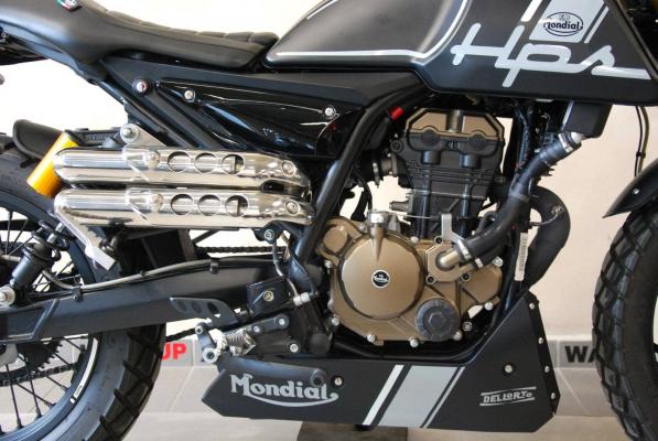 F.B Mondial HPS 125i Hipster
